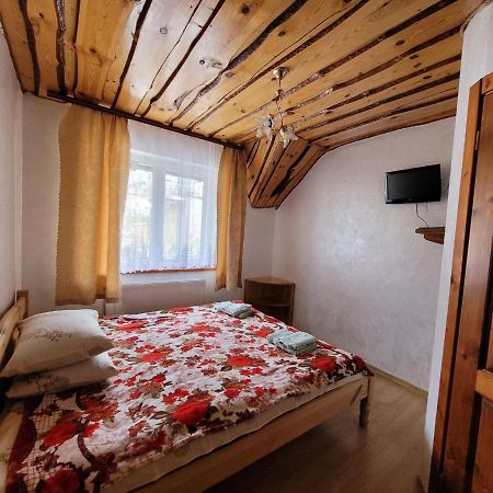 Садиба "Перелаз" Lazeshchyna Dış mekan fotoğraf